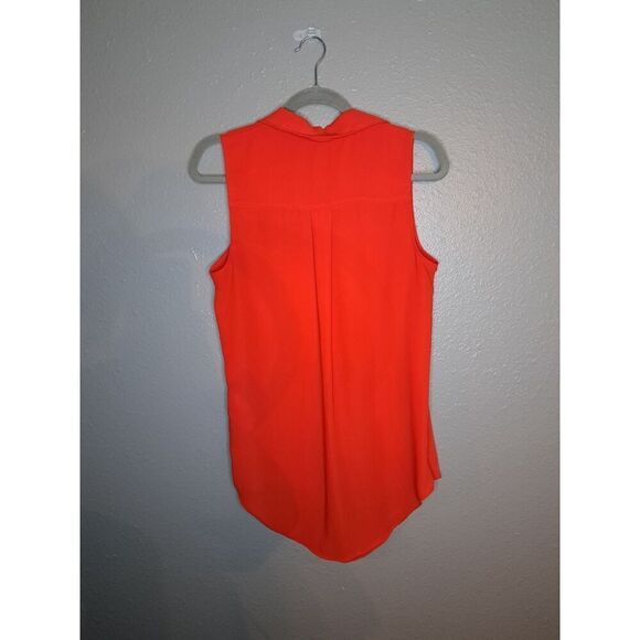 Rachel Zoe Women's Red Button Down Sleeveless Blouse Size Small - Picture 2 of 4